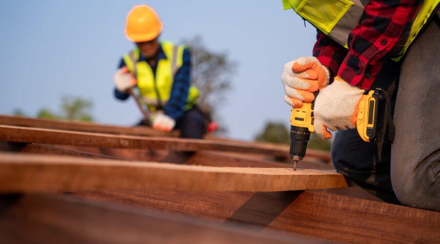 Expert new roof installation services in Lowndes, MO